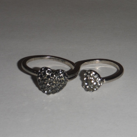 Double Heart Fashion RIng-Grey - Picture 1 of 2